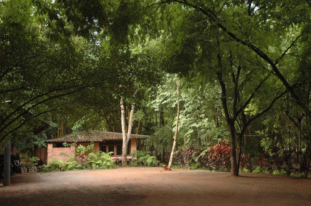 Momchailai Forest Retreat Kanchanaburi City Exterior photo